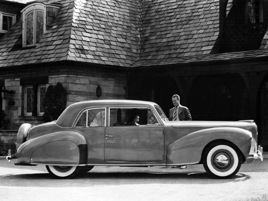  Lincoln Zephyr Continental Club Coupe 1940 года  (фото 4 из 4)